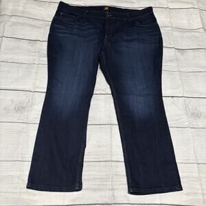 Lee Womens Size 26WM Relaxed Fit Straight Leg Jeans Midrise 101WMTEW2